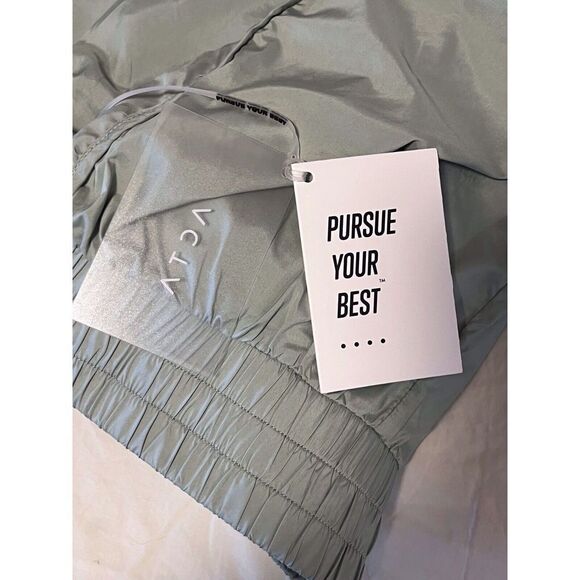 ACTA Womens Running Shorts Size Large Green Elastic Waistband 2.5” Inseam Pocket - Picture 6 of 10